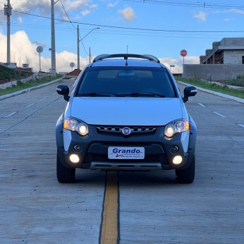 Fiat Palio weekend Adventure Locker 1.8 Flex