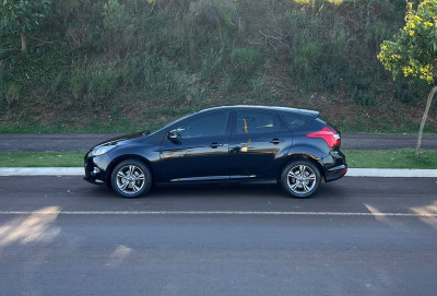 Ford Focus SE PLUS