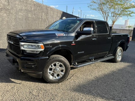 RAM  3500 laramie 6.7d