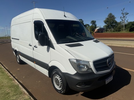 Mercedes-Benz Sprinter 415 BAU TETO ALTO