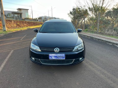 Volkswagen Jetta 2013 Highline 2.0 Tsi Caramelo + Teto