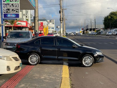 Volkswagen Jetta Comfortline 1.4 Tsi Aut. 2017 Completo
