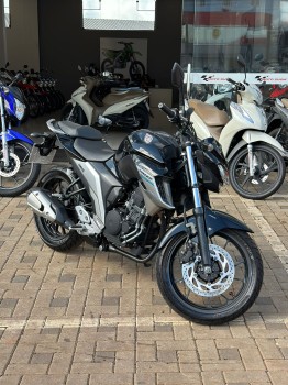 Yamaha Fazer 250