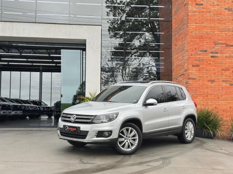 Volkswagen  tiguan 2.0 tsi