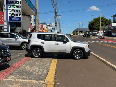 Jeep Renegade Sport 1.8 Flex Aut. 2016 Completo