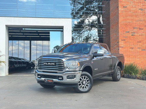 RAM  3500 longhorn 6.7d