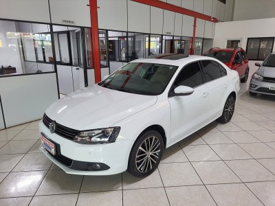 Volkswagen Jetta Highline 2.0 TSI 16V 4p Tiptronic