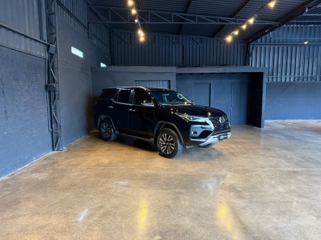 Toyota Hilux Sw4 Hilux SW4 SRX | 2.8T | Automático | 4x4 | Diesel | 2022 | 7 lugares