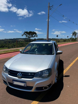 Volkswagen Golf Sportline 2.0 automático