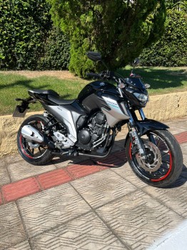 Yamaha Fazer FZ 25 ABS