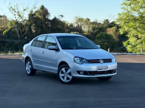Volkswagen Polo Volkswagen Polo Sedan Comfortline 1.6 8V (Flex) 2014
