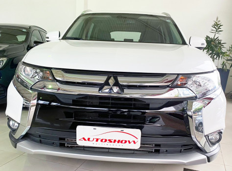 Mitshubishi Outlander 2.2 165cv Diesel Aut. 07 lugares