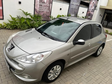 Peugeot 207 XR 1.4 completo