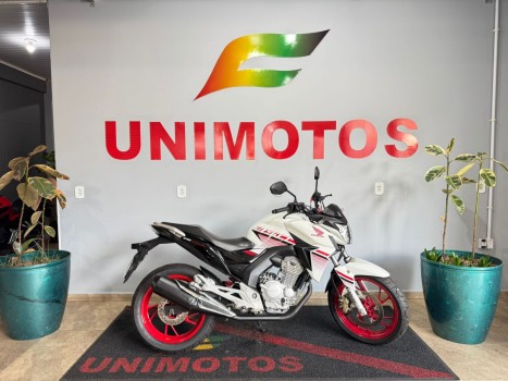 Honda Cb 250 F TWISTER CBS