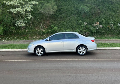 Toyota Corolla Sedan GLI 1.8 AUTOMATICO
