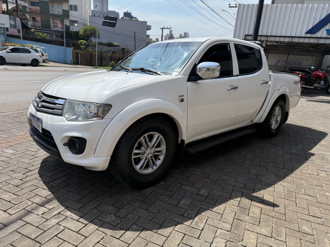 Mitsubishi L200 Triton HPE 3.2