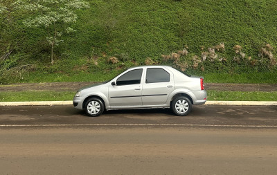 Renault Logan EXPRESSION 1.0 COMPLETO