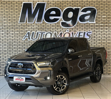 Toyota Hilux SRX CD 4X4 2.8