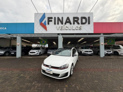 Volkswagen Golf GTi 2.0 TSI 220cv Aut.