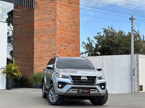 Toyota  sw4 dsl 4x4 srx at 7s diesel