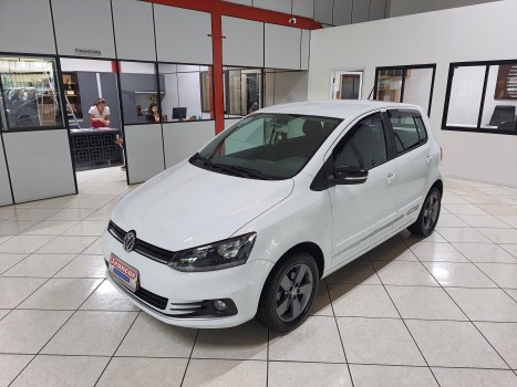 Volkswagen Fox Connect 1.6 Flex 8V 5p