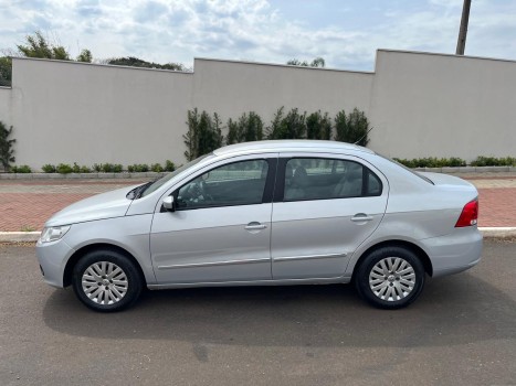 Volkswagen Voyage 1.0 completo Trend