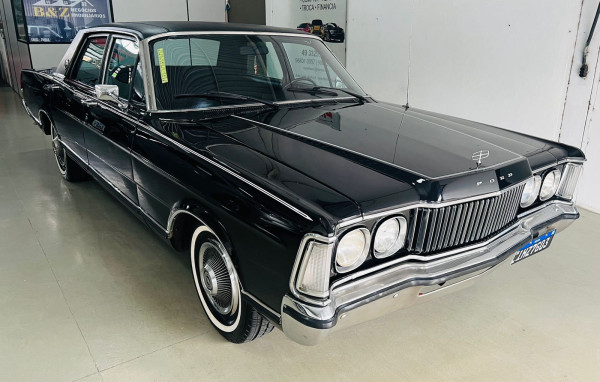 Ford Galaxie LTD V8 302