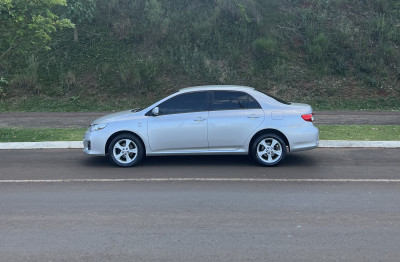 Toyota Corolla Sedan GLI