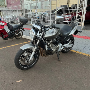 Honda Cb 600F Hornet Carburada