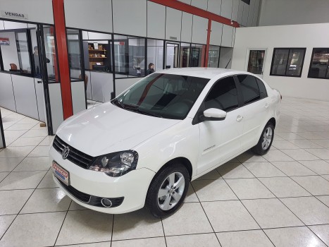 Volkswagen Polo Sed. COMFORT. 1.6 Mi Tot. Flex 8v