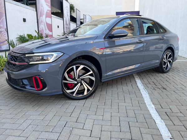 Volkswagen Jetta GLI 231 cv