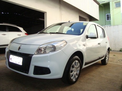 Renault Sandero EXPRESSION 1.0 COMPLETO