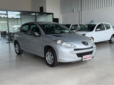 Peugeot 207 1.4 COMPLETO