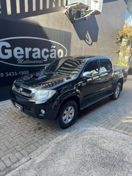 Toyota Hilux /  CD4X4 SRV