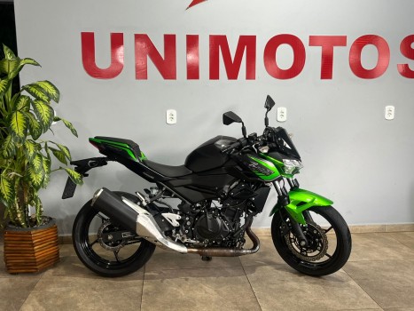 Kawasaki Z400 