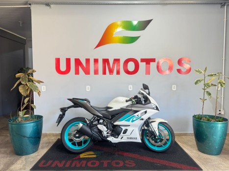 Yamaha YZF R3 ABS