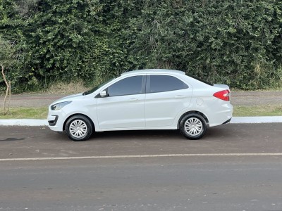 Ford Ka 1.5 SEDAN CAMBIO MANUAL
