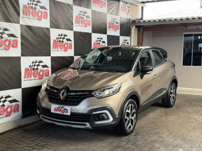 Renault Captur INTENSE 1.6 TURBO