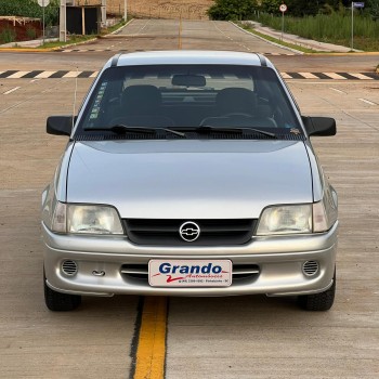 Chevrolet Kadett GL 1.8 Gasolina Placa Preta