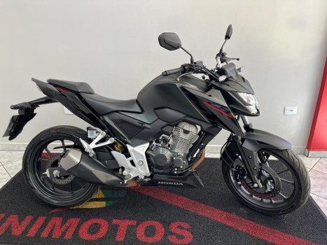 Honda Cb 300 F TWISTER CBS