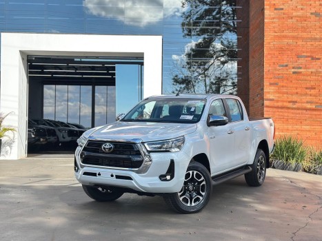 Toyota  hilux 2.8 srx 4x4 2.8 tdi 16v diesel aut